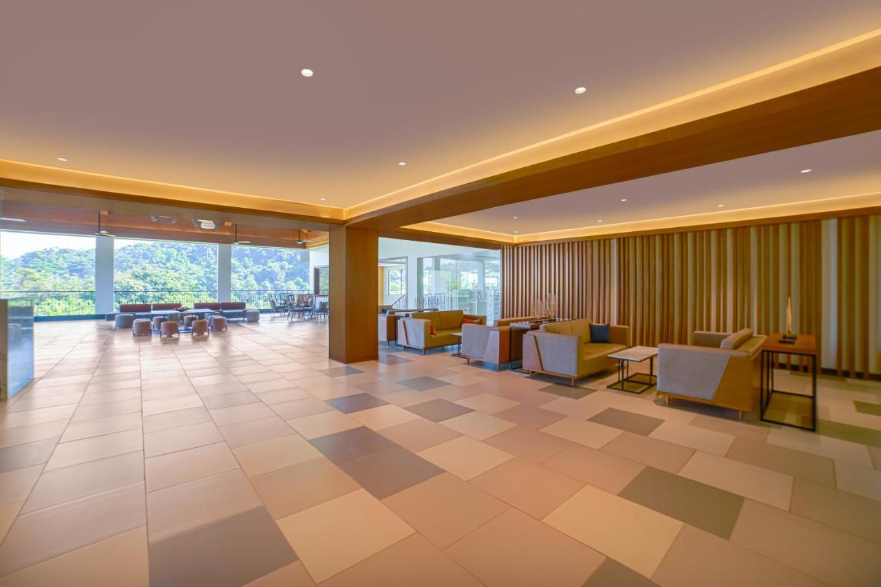 Готель Club Mahindra Assonora Екстер'єр фото